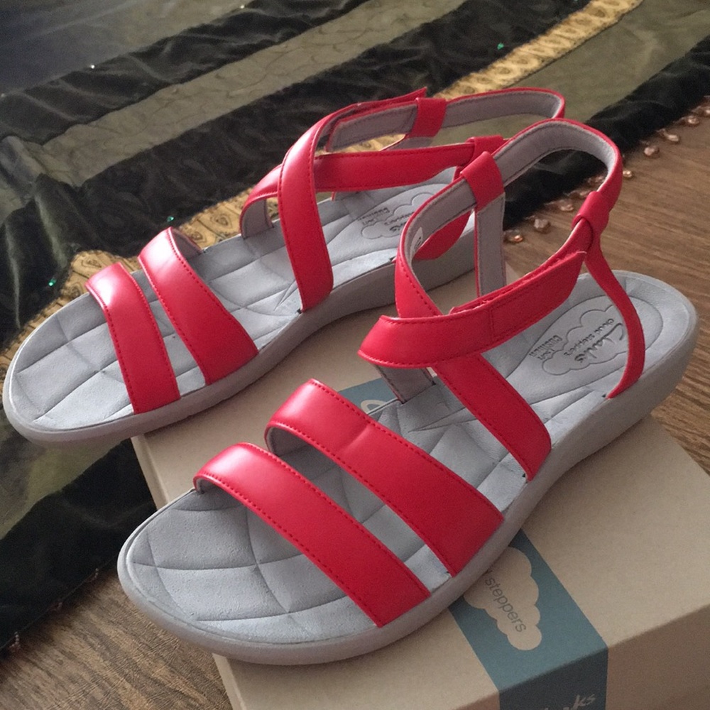 Clark Cloud Steppers Women’s Sandals
